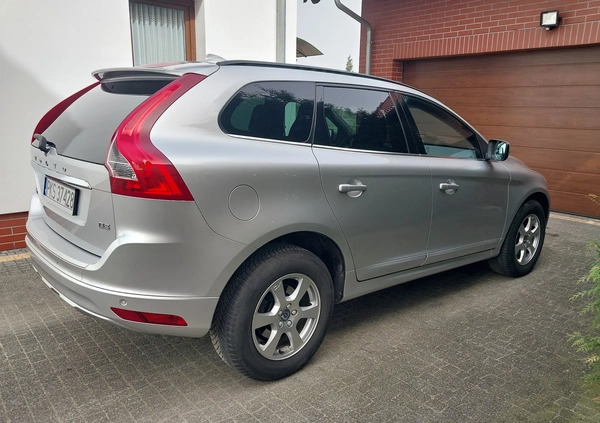 Volvo XC 60 cena 65700 przebieg: 140989, rok produkcji 2015 z Bielawa małe 37